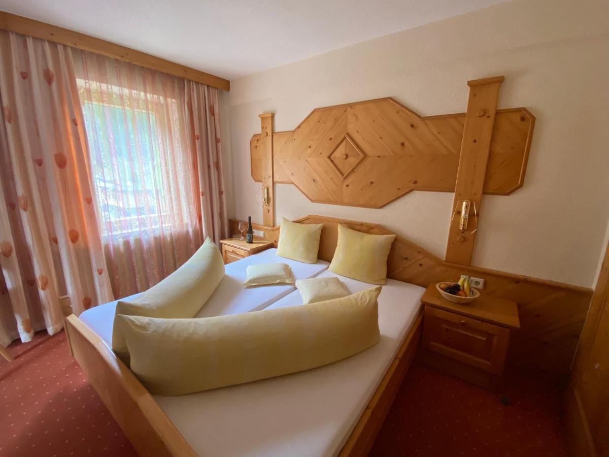 Hotel Jaegerhof 카우넬탈 외부 사진