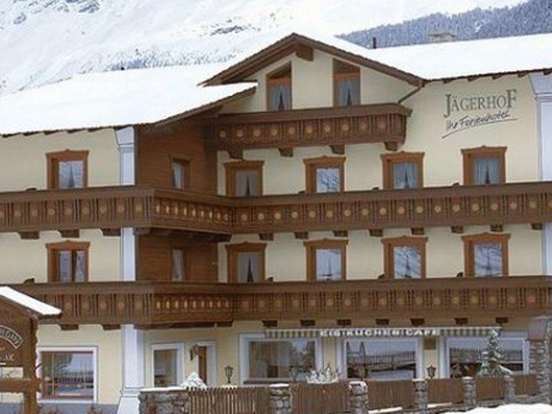 Hotel Jaegerhof 카우넬탈 외부 사진